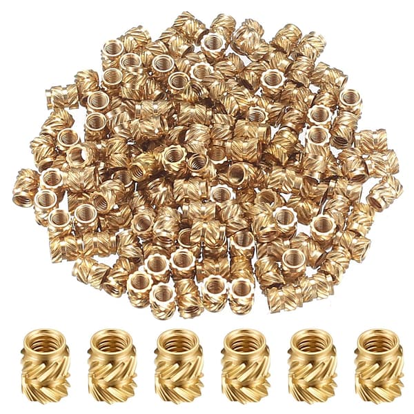 Kierteitetyt messinkiset mutterit, M3x5.7x4.6 naaraskierre, uurrettu mutter