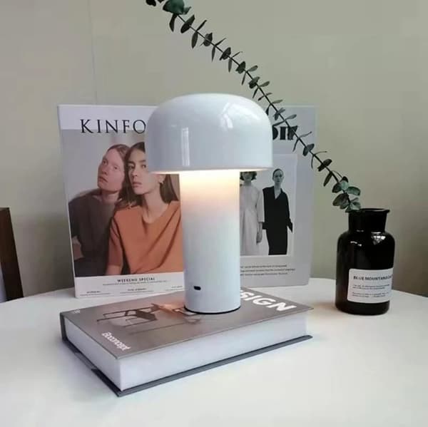 Bærbar trådløs berøringsladbare skrivebordslampe USB, hvit