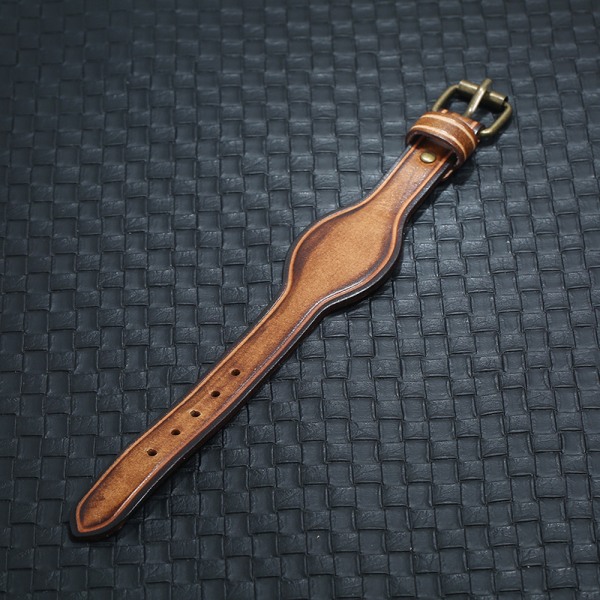 Nya accessoarer enkel vintage tillverkad av gammalt ko-läder armband pers