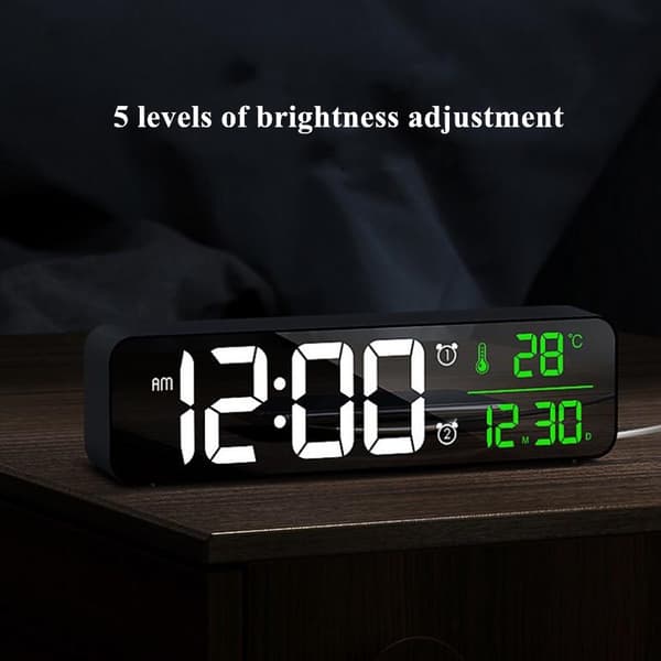 LED Digital Väckarklocka Snooze Temperatur Datum Display USB Skrivbord