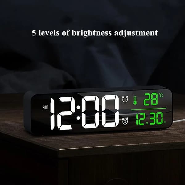 LED Digital Vækkeur Snooze Temperatur Dato Display USB Skrivebord
