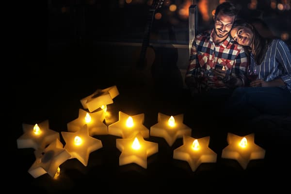 24 stk Blinkende Pentagram Elektroniske Lys Simulering L