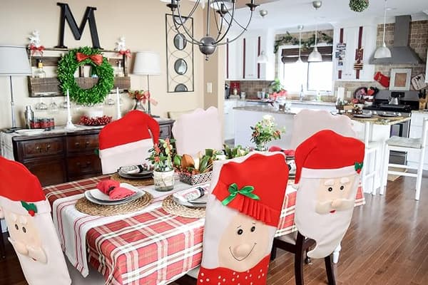 Två set med julstolsöverdrag, matstolar, jul