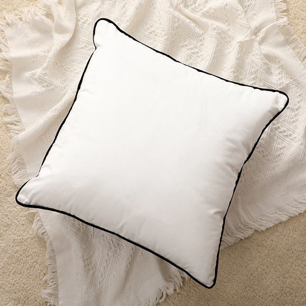 Musta ja valkoinen samettityynynpäällinen 18x18 tuumaa, koristetyyny