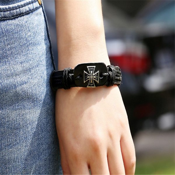 Armband med antikt romerskt kors i legering, handflätat, hyllvariant