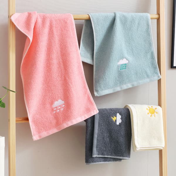 4 st/Barn Handduk Ren Bomull Cartoon Broderad Barn T