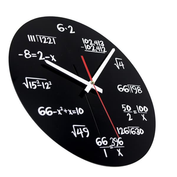 Unik modern väggklocka med enkel matematisk ekvation