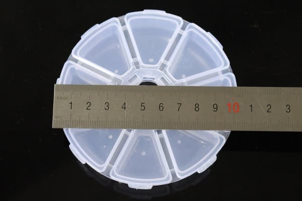 2-pack Runda Plastförvaringslådor för Fluffiske med 8 Fack