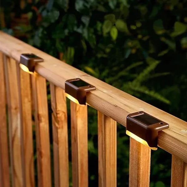 Solcellelamper for gjerde og hage 4-pakke DXGHC
