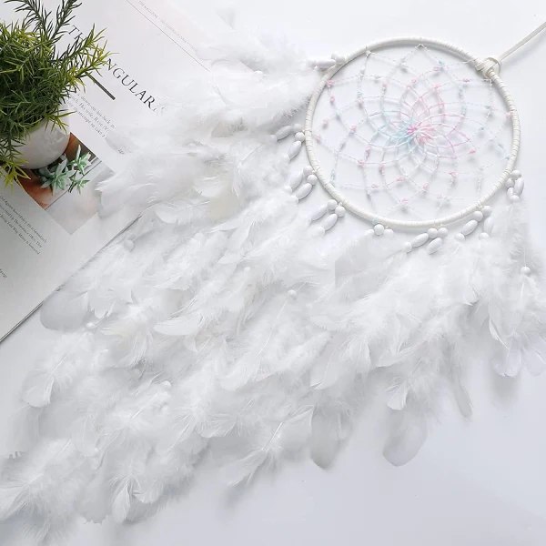 LED Drömfångare för Barn Väggdekor Vita Fjädrar Drömfångare med Ljuspärlor Boho Dekor Vävd Konst Prydnad Handgjord Prese