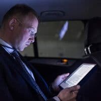 1 Musta Tabletti Kirjanlukuvalo Yöpöydän Kirjanlukuvalo