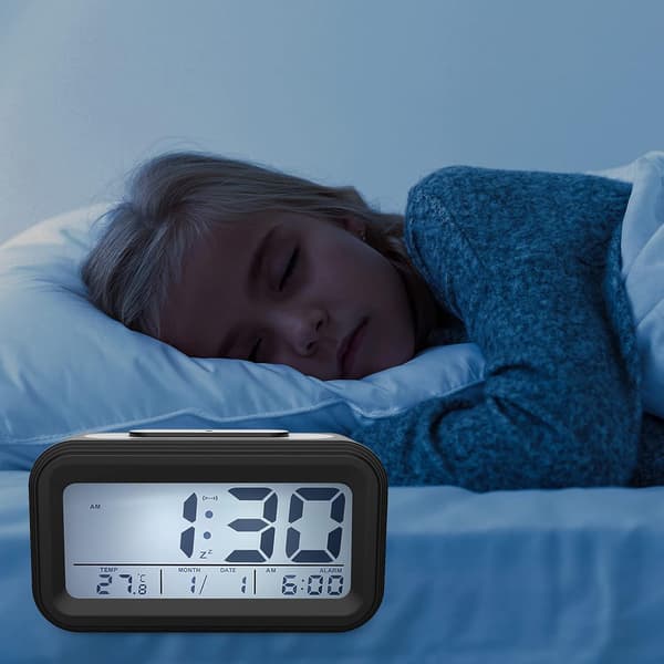 Svart Digital Väckarklocka Morgonväckarklocka, Tyst Batteridrift