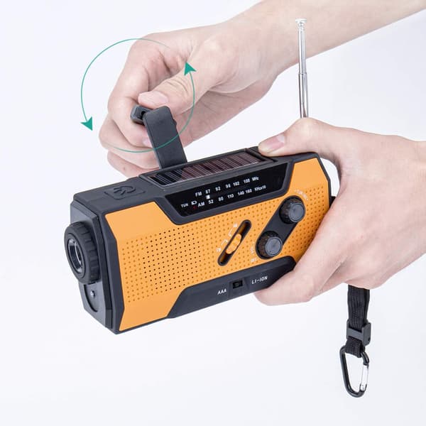 Nødradio med solcelle, håndsveiv og batteri 2000mAh (Modell A1)