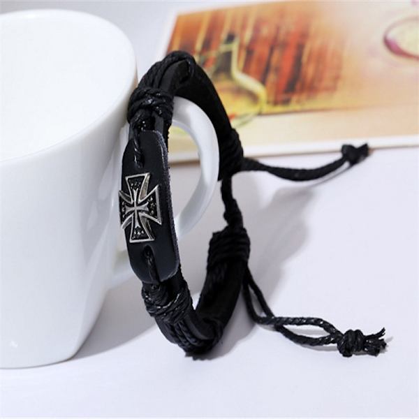 Armband med antikt romerskt kors i legering, handflätat, hyllvariant