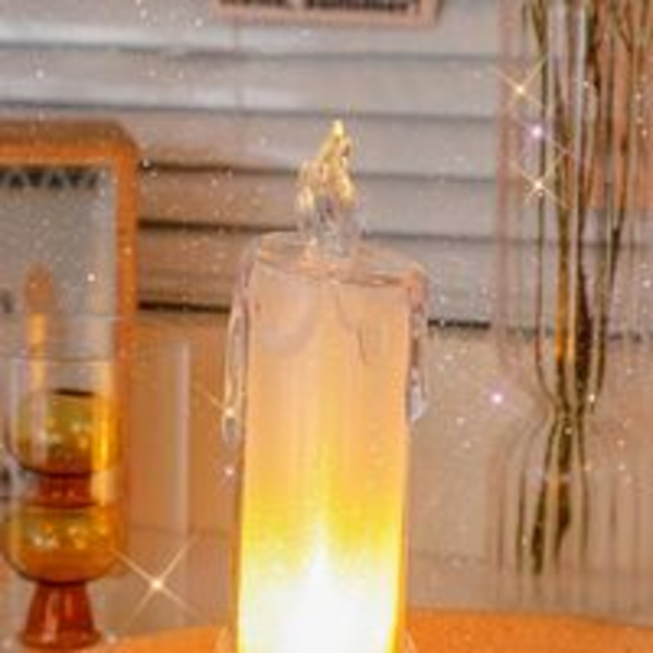 Flickrande Ljusstake Flicka Hjärta Sovrum Atmosfär Ljus N
