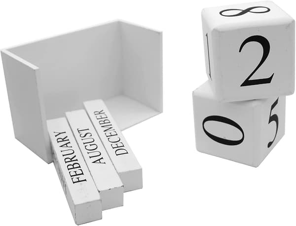 Enkel och modern träskrivbords kalender, permanent daglig block C