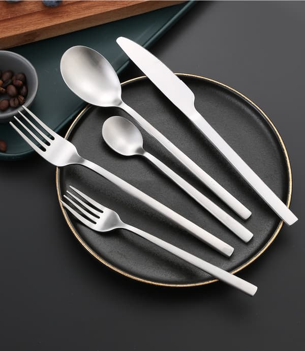 Bestickset i Silver, 24 delar Rostfritt Stål Bestickset, I