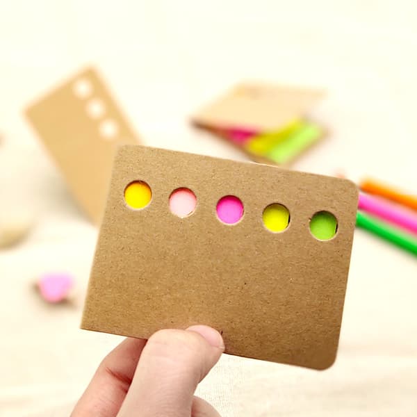 2 PAKKER  5 Farvede Cover  Stickers Posts It Note Fem Farve  Klassi