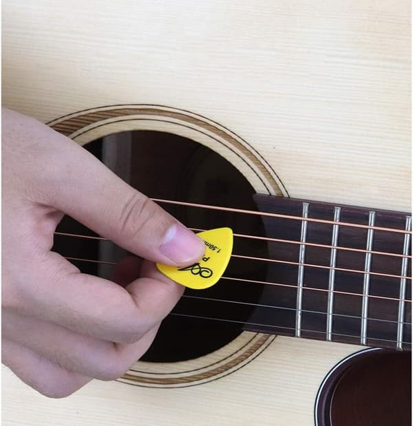 Plectrat, 40 kpl Kitara Plectrum Setti DXGHC:lle