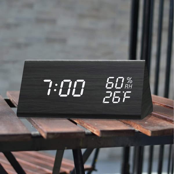 1 Styck Digital Väckarklocka med Trä Elektronisk LED-Tidvisning