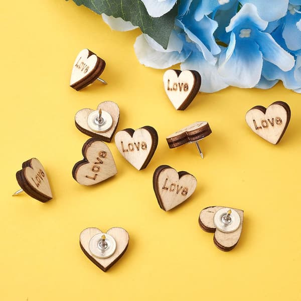 20-pack Dekorativa Trä Hjärtformade Push Pins för Korktavlor, C