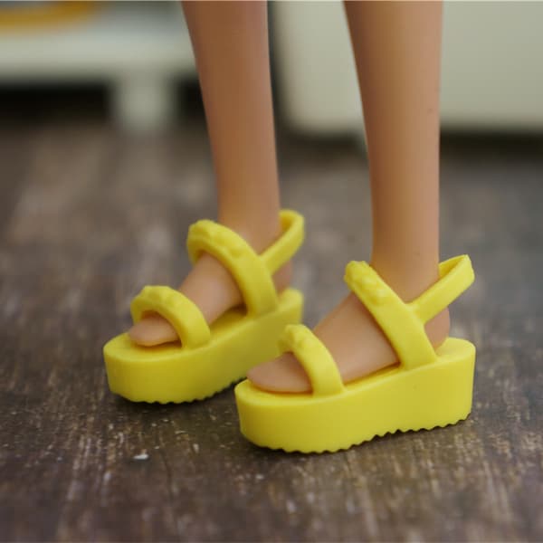 20 par olika stilar lämpliga för 30 cm Barbie dockor