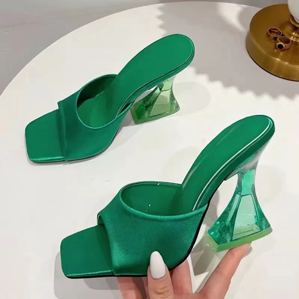1-pack Sommar Kvadratiska Tå Högklackade Flip Flop Transparent Hästsko