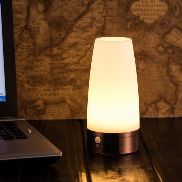 1 kpl Pyöreä Retro LED Yövalo Langaton PIR Liiketunnistin L