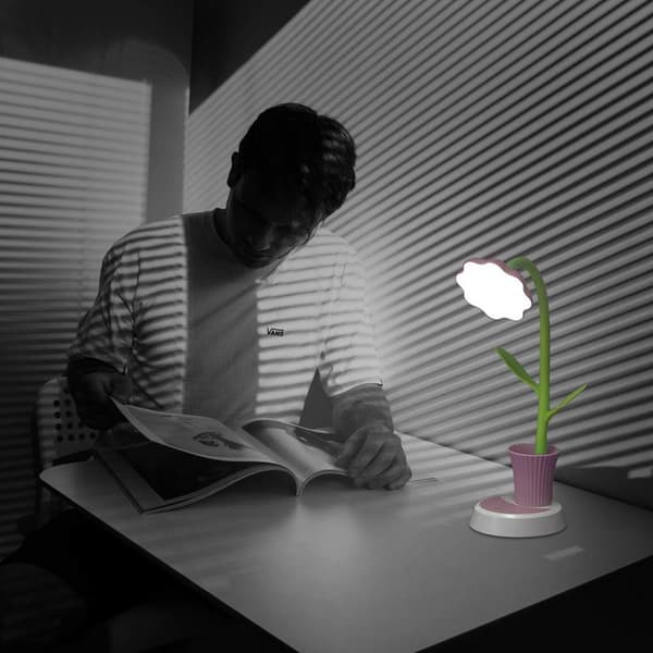 Barne skrivebordslampe, Zorara USB-ladbare skrivebordslampe, soverom skrivebord