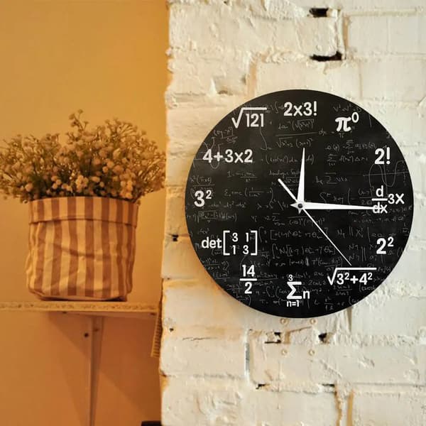 Matematikk Veggklokke Matematikk Klokke Eksamengave Gaver Til Barn