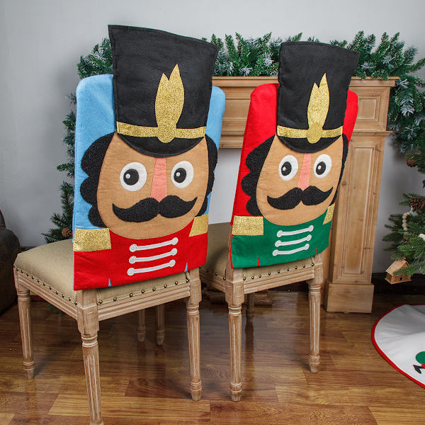 2 stycken juldekorationer valnötsoldater pallset cha