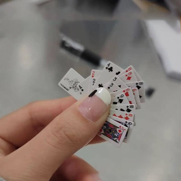 Mini Pokeri - 54 Kortin Matkapel, Pokeri Söpö Mini Nukkekoti 1:12