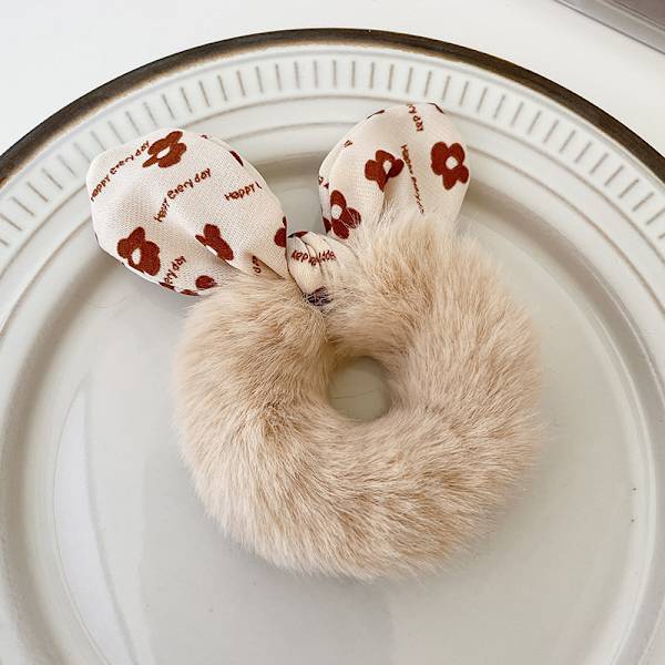 Søt gummibånd elastisk fluffy hestehaleholder hårstrik stor