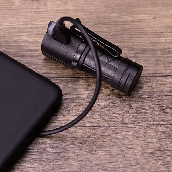 Ny XPG Mini Ficklampa USB Laddning 10W LED Taktisk Vandring Stark L