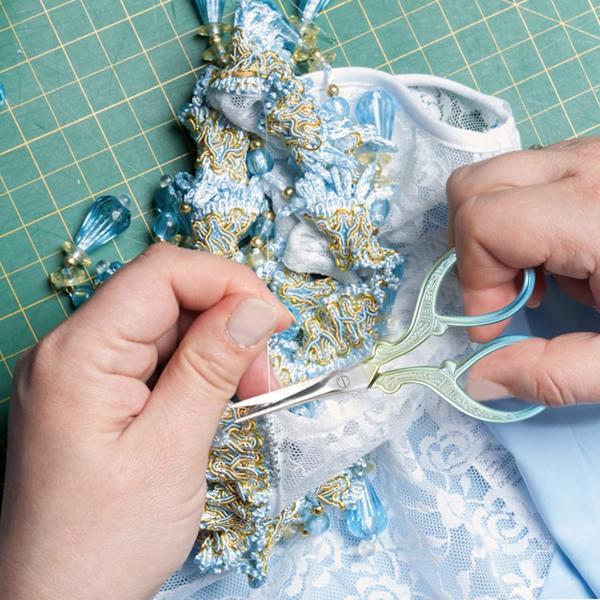Broderisaks i rustfritt stål for små håndverk og søm