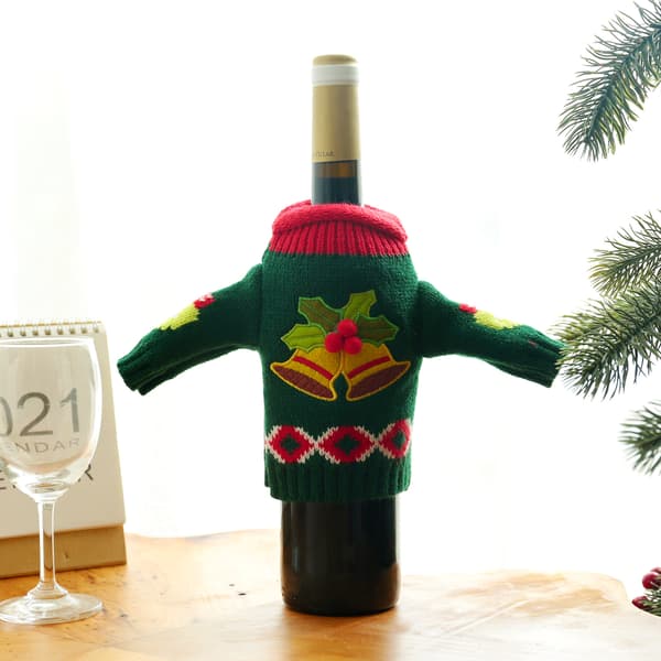 2 stk. Julepynt strikkede tøj vinsæt vin b