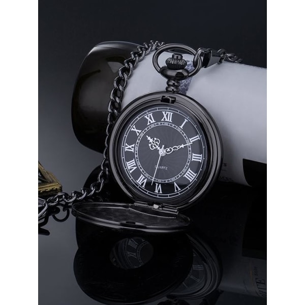 Vintage roomalaisilla numeroilla mittakaavallinen kvartsitaskukello watch , musta