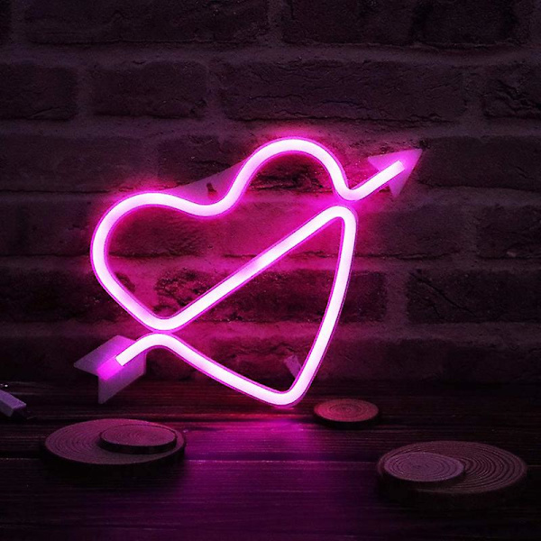 Hjärtformade Neonljusskyltar USB/Batteridrivna Akryl Väggdekor De