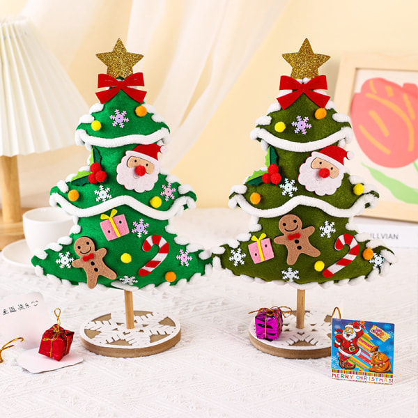 Kaksi joulukuusen itse tehtyä materiaalipussia Käsintehdyt joululahjat
