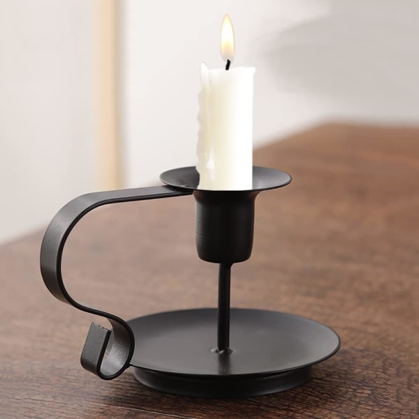 2 stk. smidde jernlysestaker, koniske lysestaker, dekorative