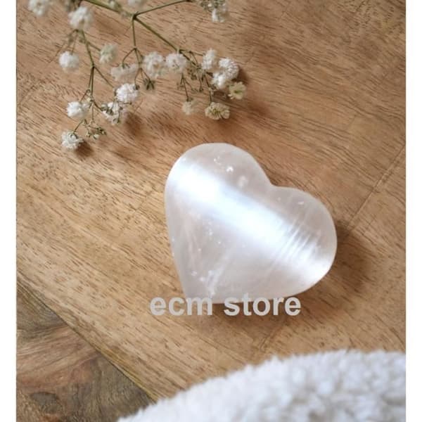 SELENITE Heart - Mjukhet & Intuition 7,5 cm x 7 cm