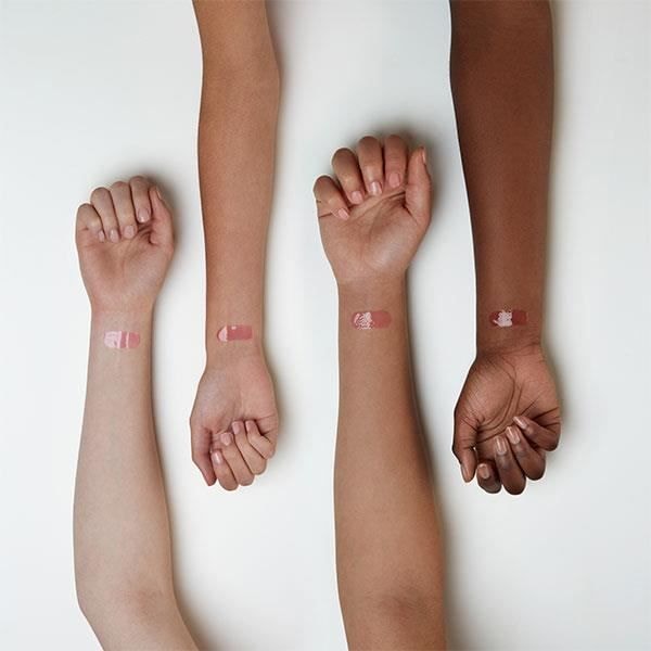 Læbepflege - Essence - Læber Oil Prettifying N°01 Tranebær - 4ml - Hydrerende olie - Glansfuld finish Lyserød