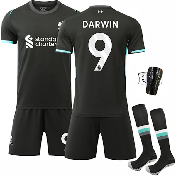 2425 Liverpoolin vierasjalkapallopaita - Darwin+sukka+suojavarusteet 20(110-120cm)