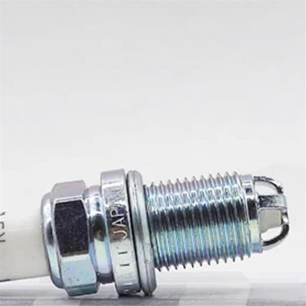 Tennplugg 12120037607 BKR6EQUP for BMW E46 E39 E83 E36 E63 E53 M54 M62 Z3 320 528 E38 E65 E34 BKR6E