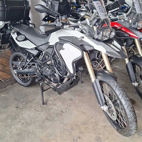 För BMW F650GS F700GS F800GS Adventure Motorbas Chassi Skydd Skid Plate Bukskydd Skydda