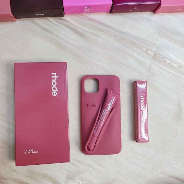Rhode Lip Case ja Listick Lip Gloss 3D -puhelinkotelo - Salty Tan iPhone11promax