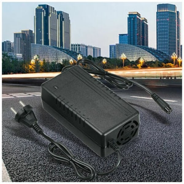 54,6V 2A elektrisk scooteroplader, lithium-ion batterioplader, 3-huls in-line stik, passer til Kugoo M4 elektrisk scooter