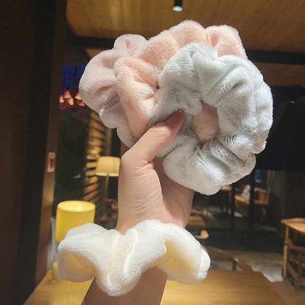 Plysch hår Scrunchies Pannband Elastiska Ljuvliga hårband Mjuka hårvänlig hästsvanshållare för tjejer Beige