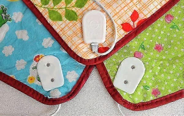 40*40cm 18w Dog Cat Electric Heating Pad Temperature Adjustable Pet Bed Blanket
