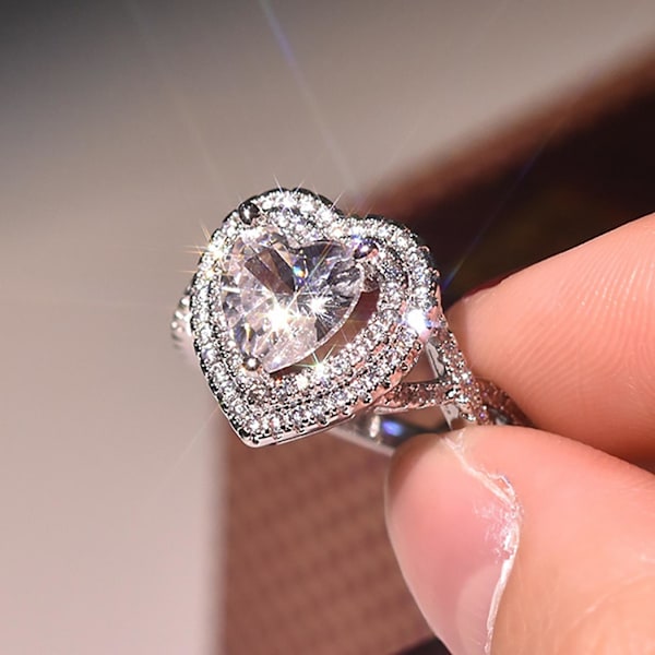Kvinnor Hjärtformad Strass Ring Mode Legering Circlet Glänsande smycken present US 9